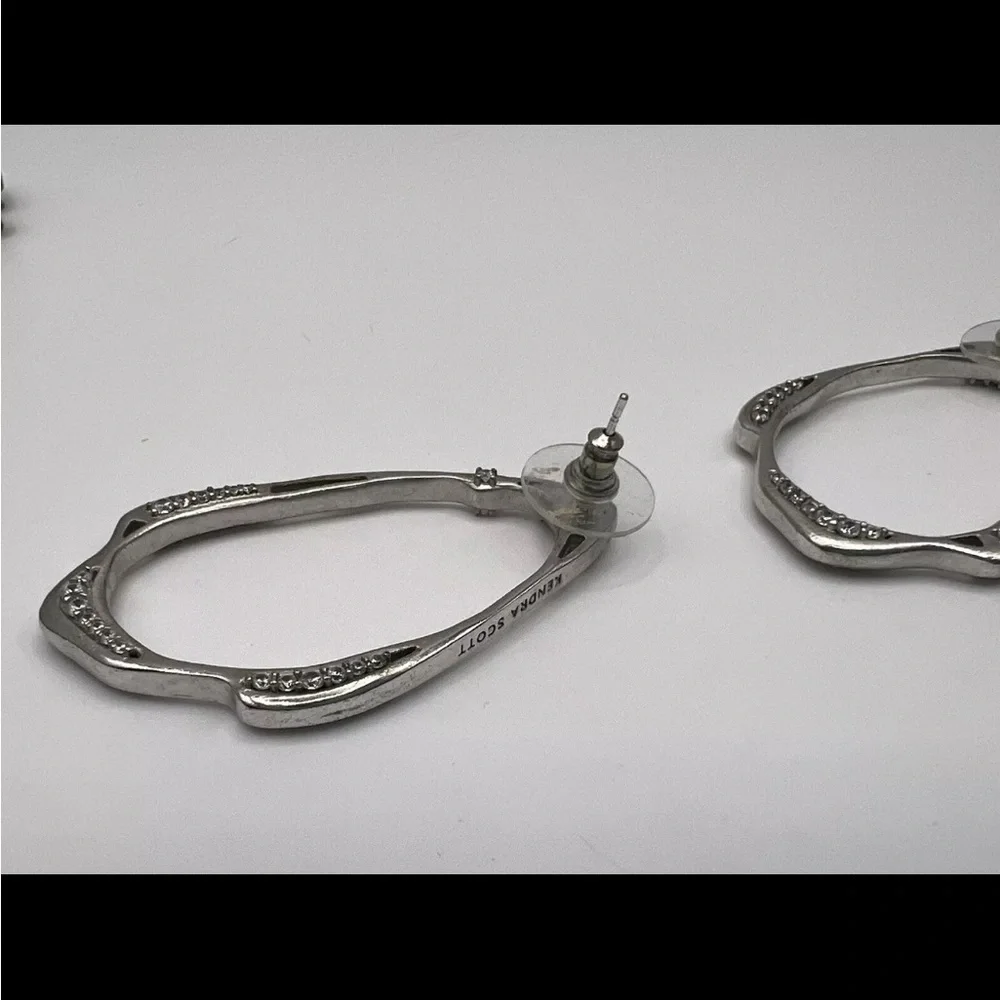 Kendra Scott "Livi" Frontal Silver Plated Crystal Drop Earrings RARE - Picture 4 of 9